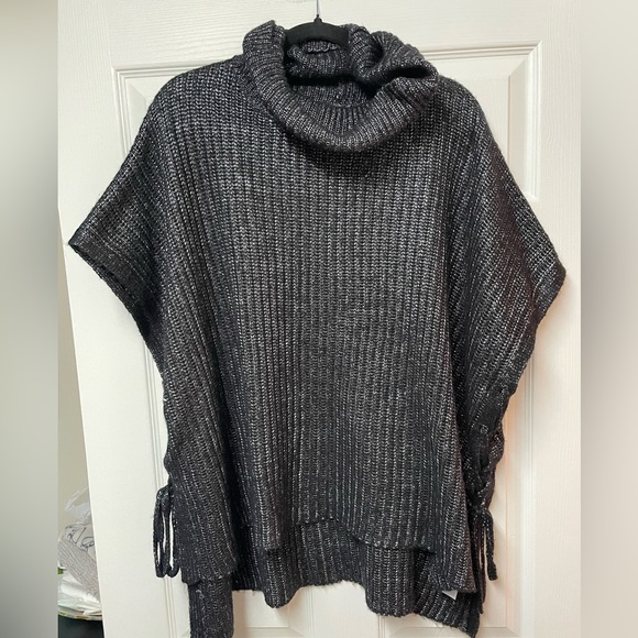 Calvin Klein Top - Picture 1 of 4